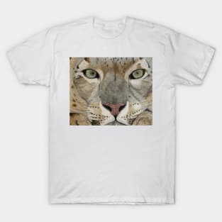 Snow leopard realistic T-Shirt